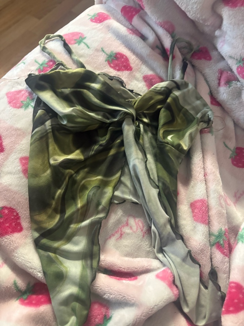 Green Abstract Print Silk-Look Camisole Top